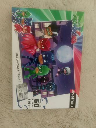Puzzle pyjamas,