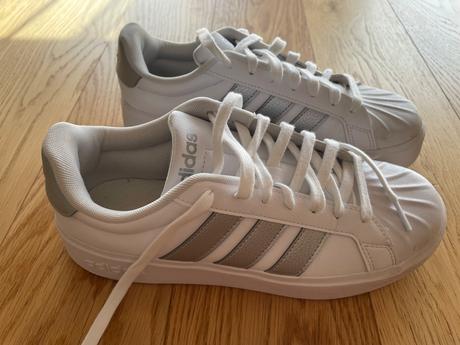 Botasky, adidas,40