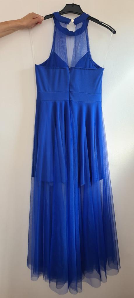 Spoločenské šaty,