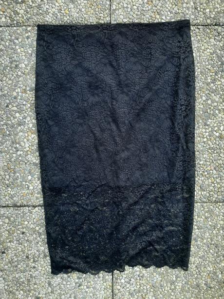 Čierna čipkovaná sukňa gate woman velk. 42., gate,42