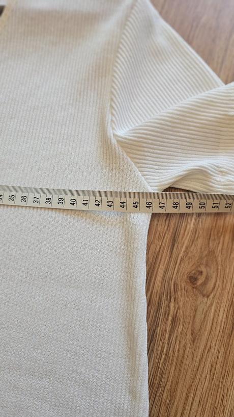 Biely voľnejší top zara s gombíkmi, zara,l