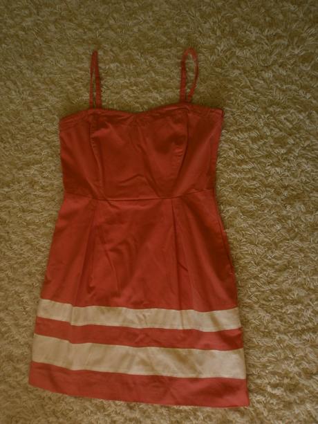 Šaty lososovej farby na ramienka, reserved,38