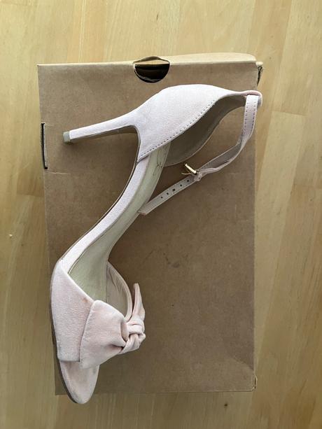 Letne sandalky, baťa,39