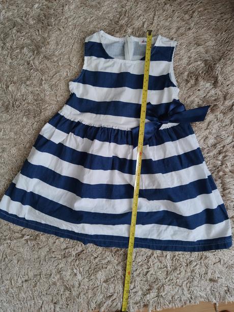 Namornicke šaty, 104