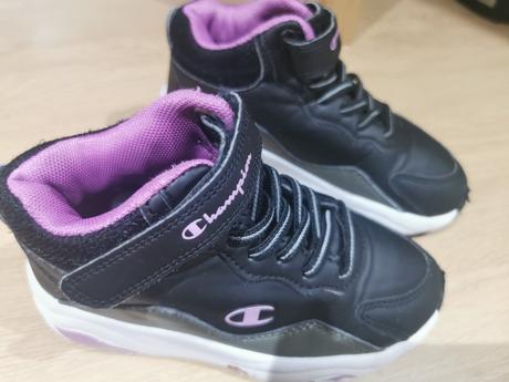 Tenisky, champion,29