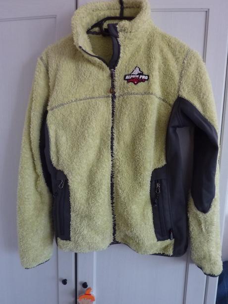 Mikina zelená športová, 158