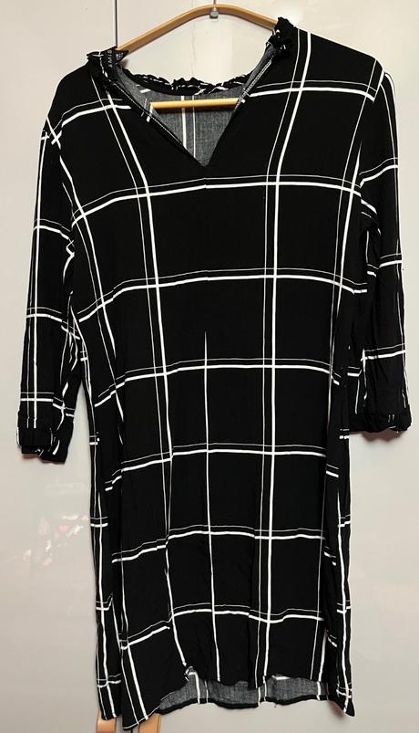 Kárované šaty, amisu,m