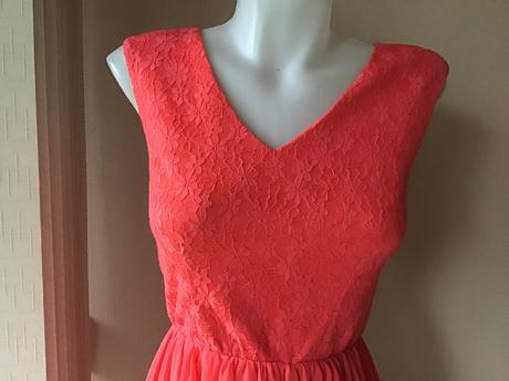 Krasne saty s krajkou, xs