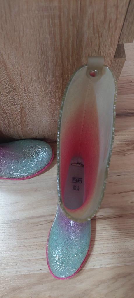 Gumáky v.33, f&f,33