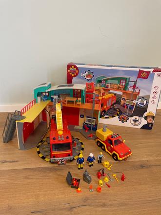 Požiarnik sam stanica / fireman sam,