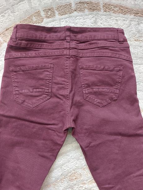 Džegínsy, rifle na gombíky, m