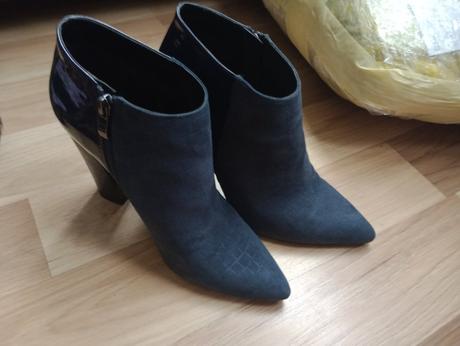 Možná výmena pekne topánky značka baťa veľkosť 39, baťa,39