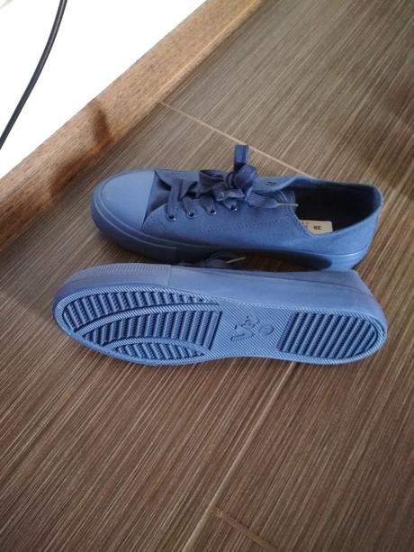 Nové dámske tenisky 39, 39