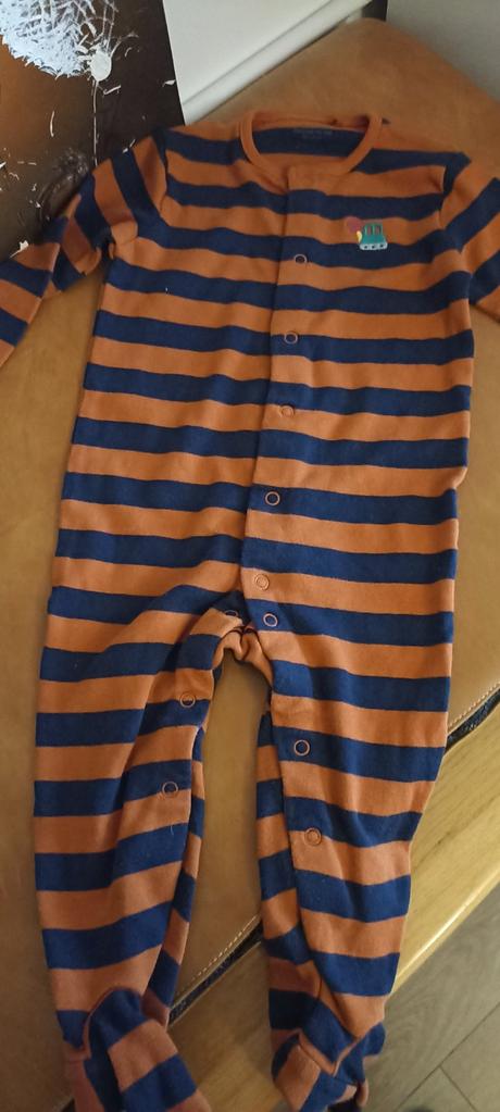 Pyžamka next s bagrami, next,80