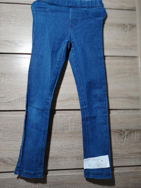 Džegíny, sinsay,140