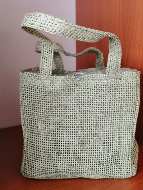 Taska mala svetlozelena, 