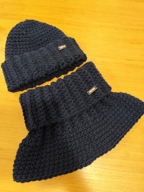 Čiapka a nákrčník, 134