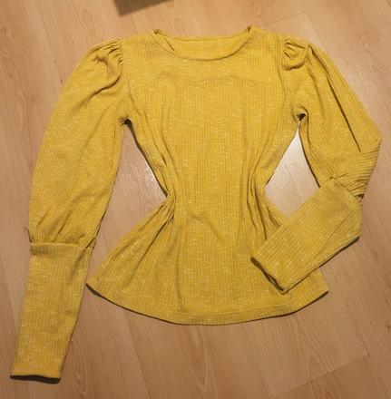 Krásny pletený pulover s puffy rukávmi, 