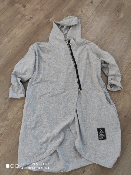 Dlhá mikina na zips,