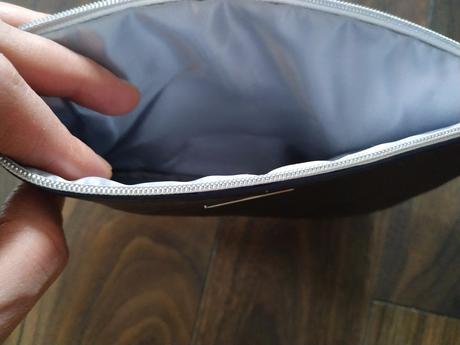 Puzdro na kozmetiku,