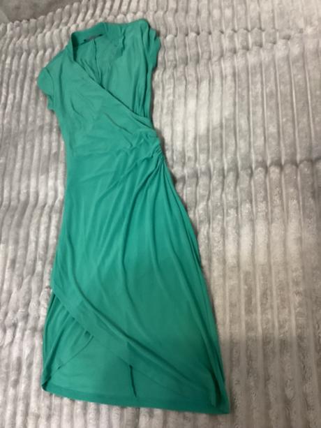 Krásne atypické zelené šaty so stojačikom, chantall,36