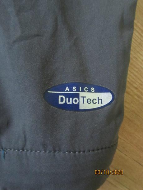 Bunda, asics,m