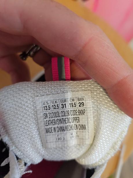 Botasky, skechers,31