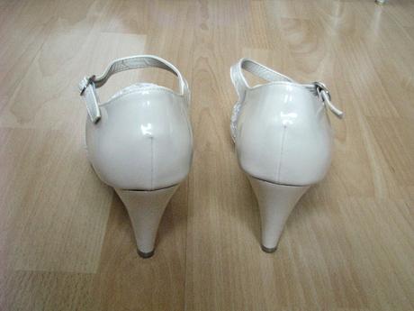 Krémové čipkované lodičky, 41