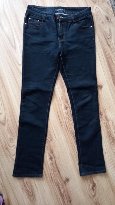 Slim džínsy, 38