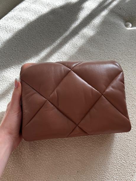 Stand studio brynn švédska dizajnérska kabelka,