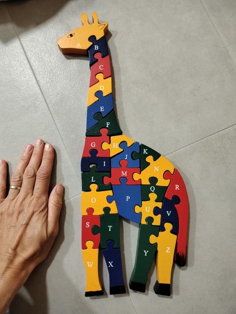 Drevené puzzle žirafa,