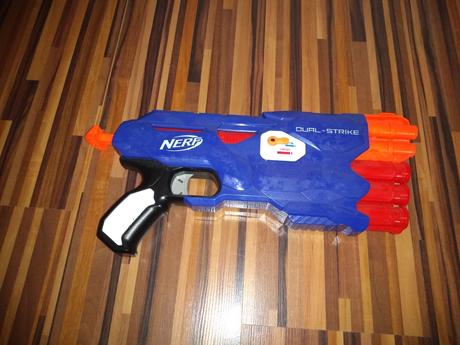 Pištoľ nerf, 