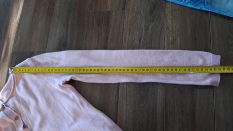 Rifle + svetrík, 134