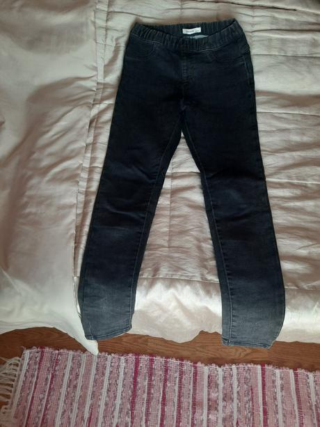 Dievčenské rifle, reserved,146