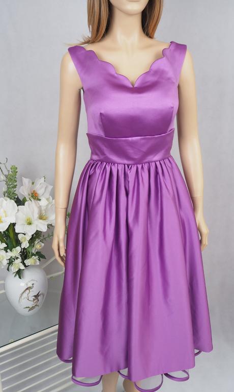 Kvalitné spoločenské šaty, s