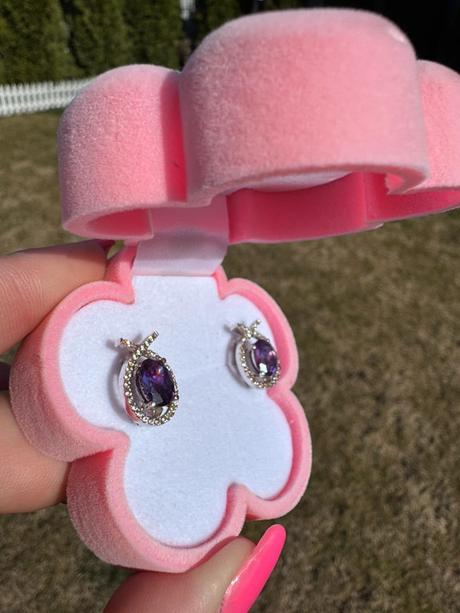 Ametystové náušnice, 