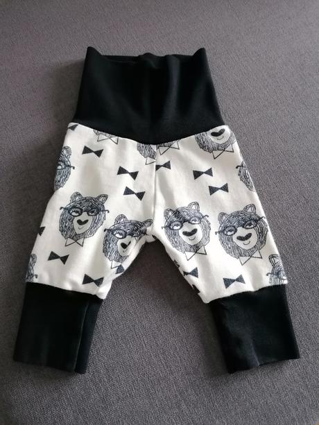 Nohavice tepláky, 56