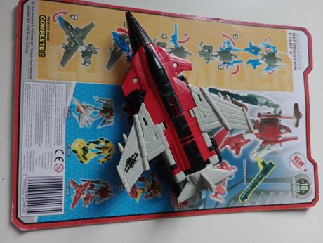 Na štýl transformers lietadlo -robot, 