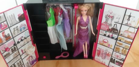 Skriňa barbie+ barbie, 