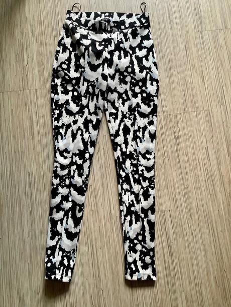 Pekné legíny, george,36 / 38