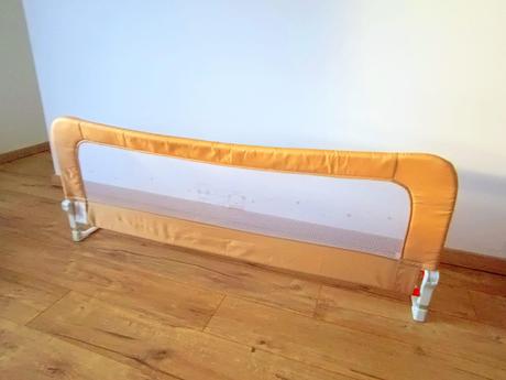 Zábrana na posteľ,