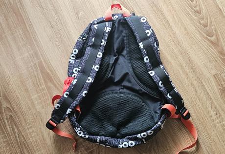 Batoh youtubera house, 