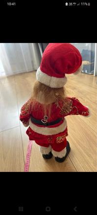 Vianočna porcelanova hrajuca babika, 