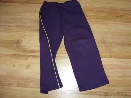 Teplejšie tepláčiky, 110