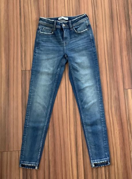 Krásne elegantne rifle zara, zara,34