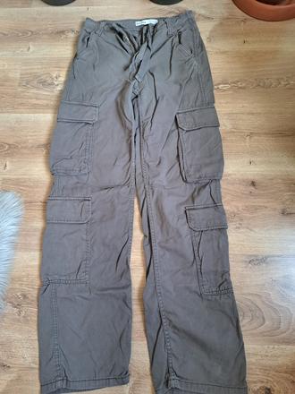 Nohavice, bershka,32