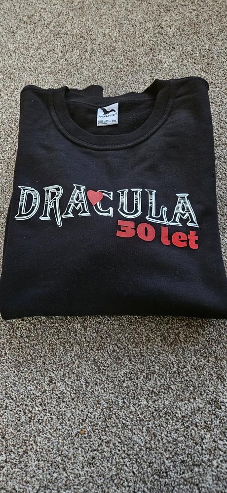 Mikina dracula 30 let - v. 2xl, xxl