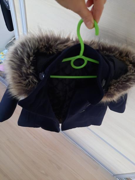 Kabatik s kozusinkou, 80