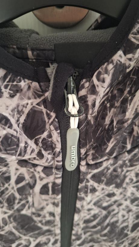 Bunda, vetrovka, umbro,152