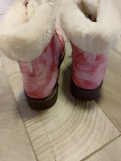 Nové čižmy s kožušinkou, koka,38